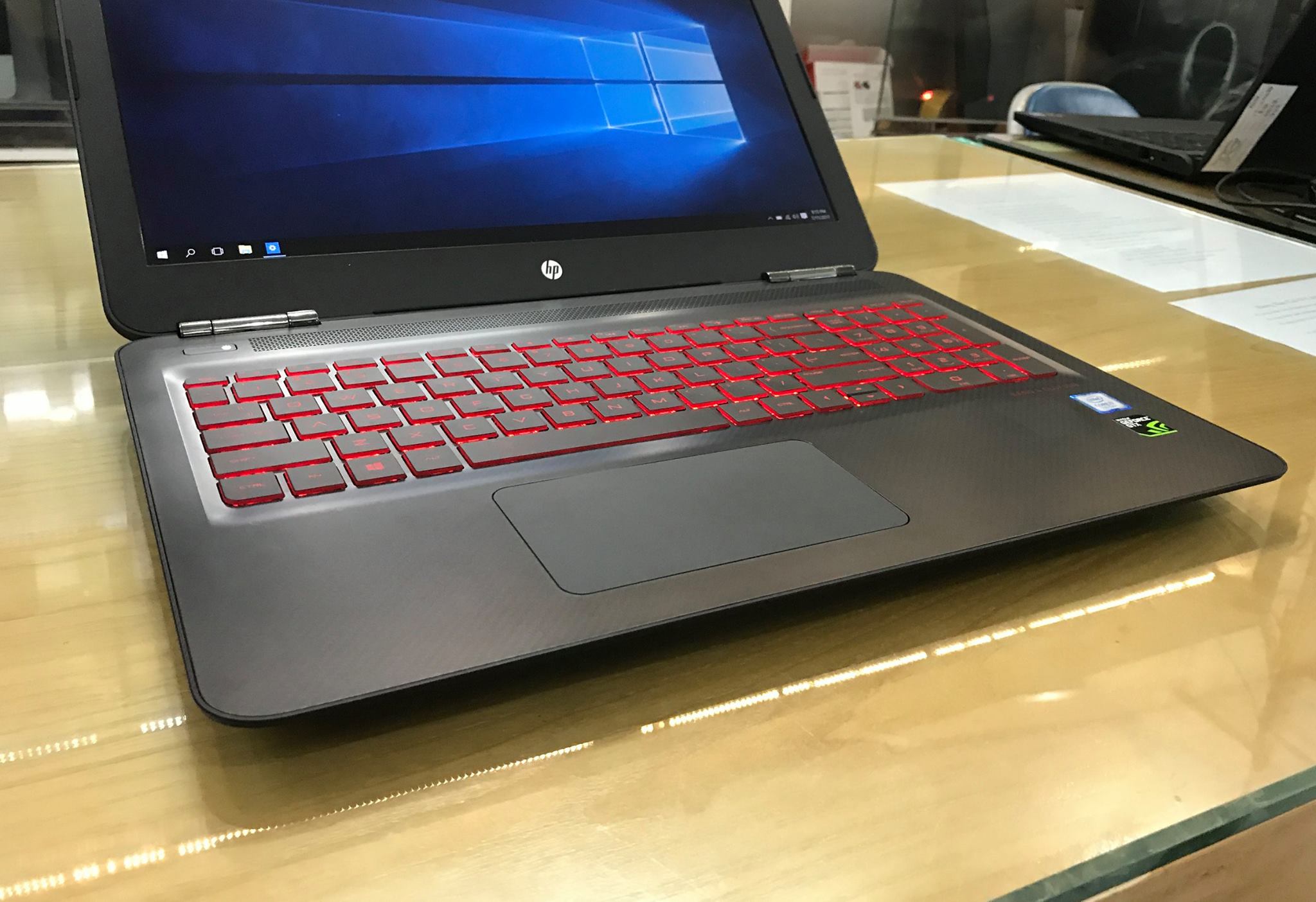 Laptop HP Gaming Omen 15 2017-5.jpg